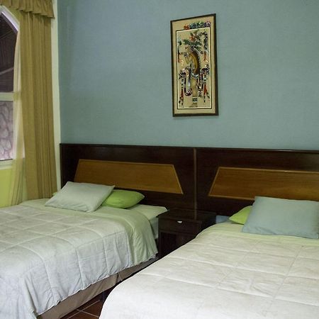 Hotel Ribiera Del Lago Peten Itza San Roman 외부 사진