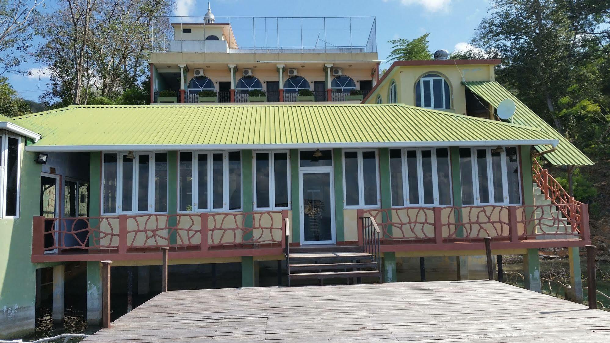 Hotel Ribiera Del Lago Peten Itza San Roman 외부 사진