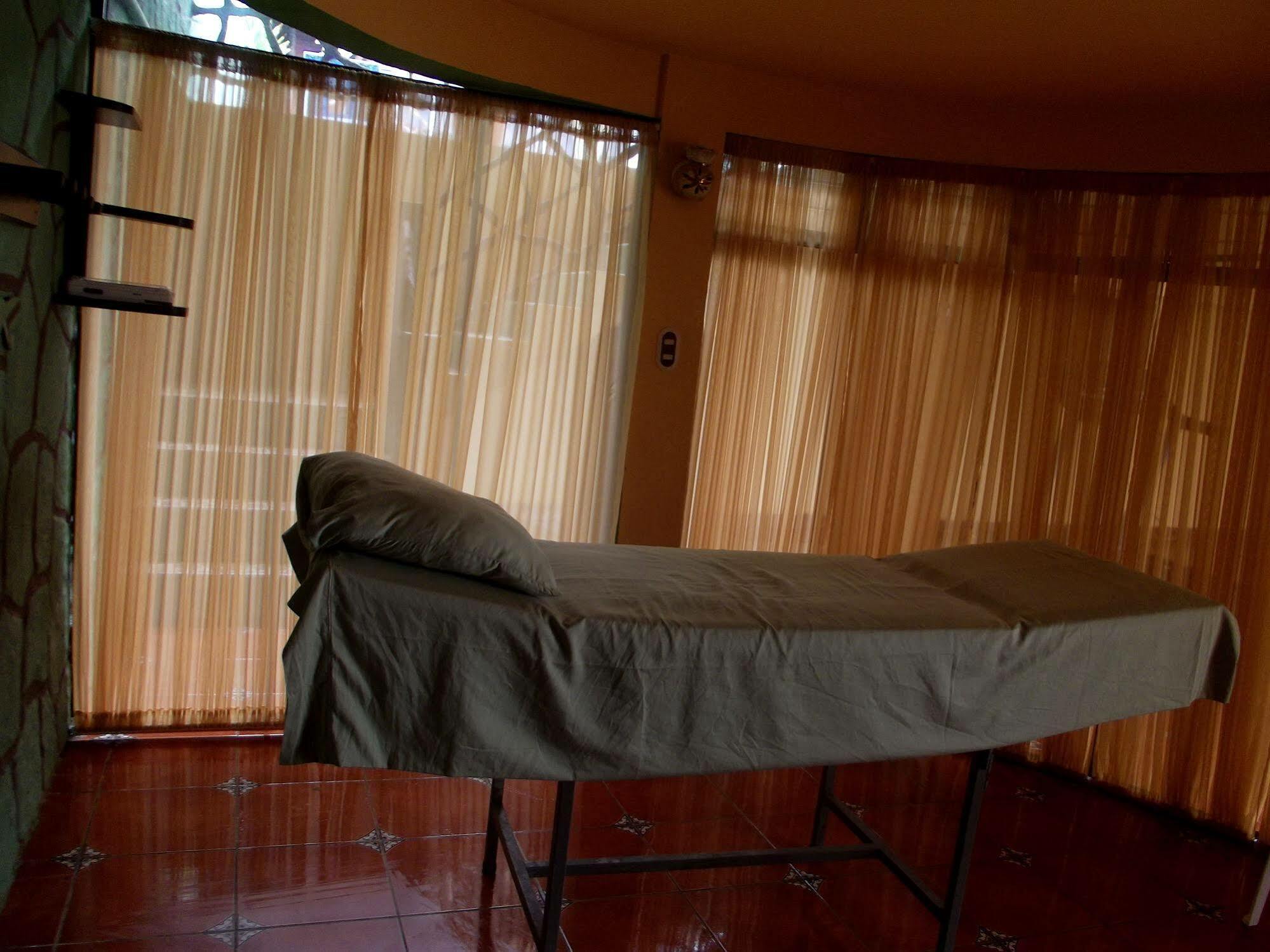 Hotel Ribiera Del Lago Peten Itza San Roman 외부 사진