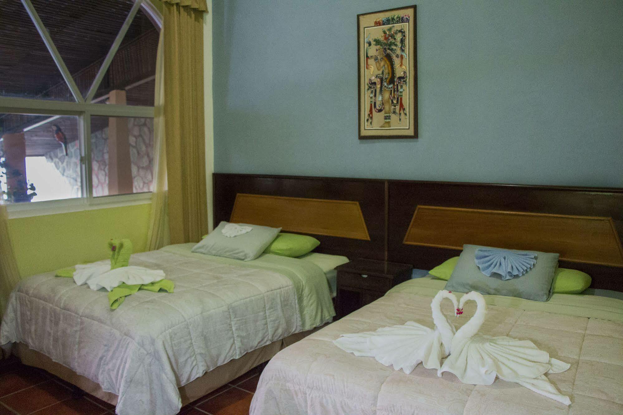 Hotel Ribiera Del Lago Peten Itza San Roman 외부 사진