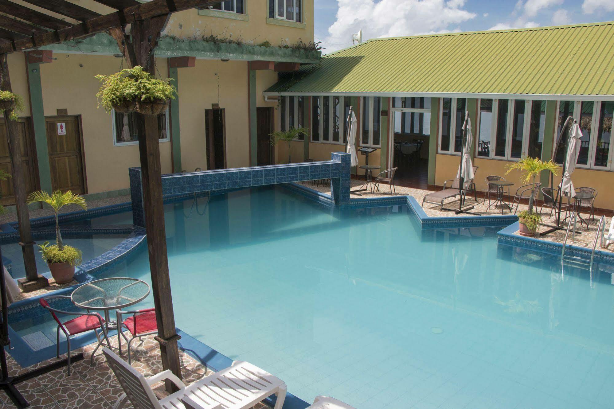 Hotel Ribiera Del Lago Peten Itza San Roman 외부 사진